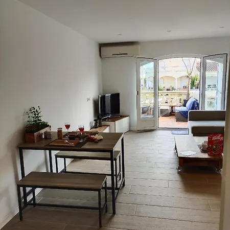 Canal Empuries Apartment