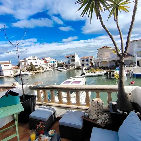 Canal Empuries Apartment Empuriabrava
